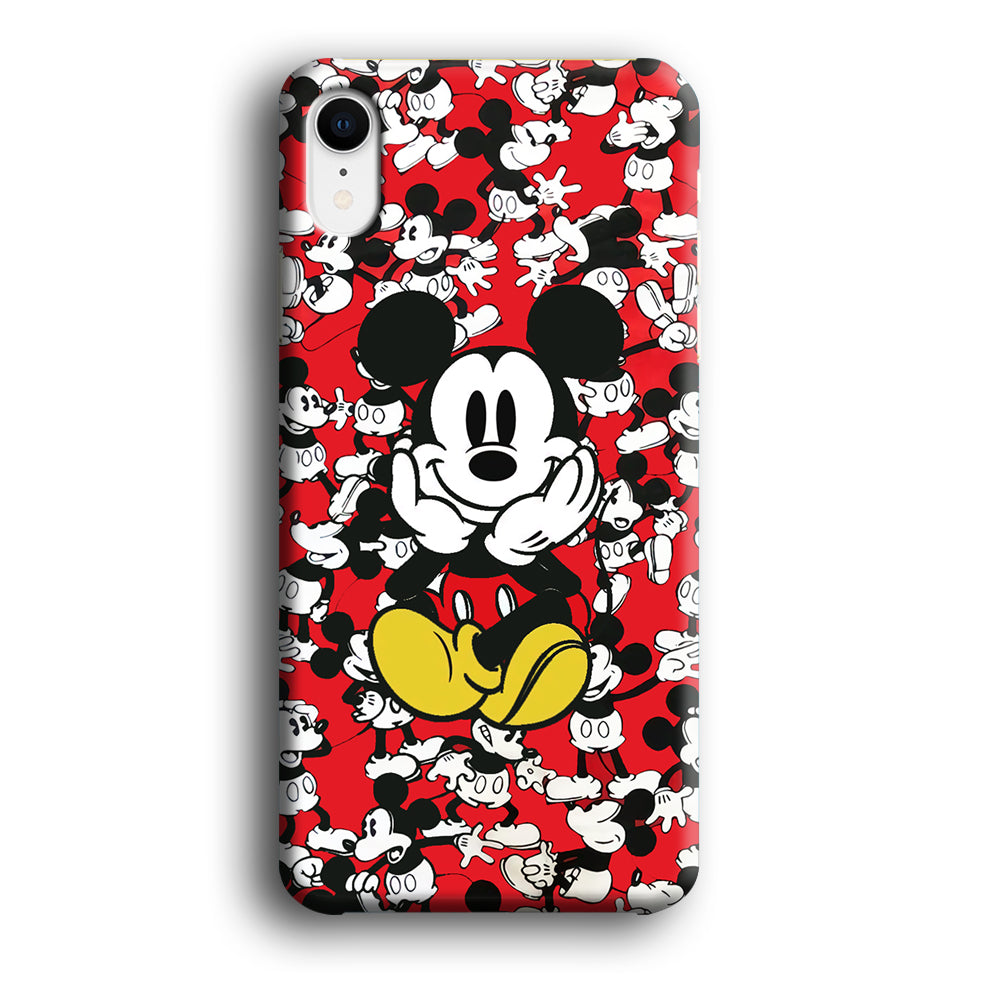 Mickey Leisure Time iPhone XR Case
