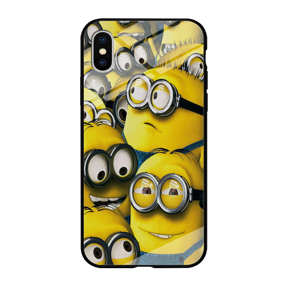 Minions Gather Around iPhone XS Case