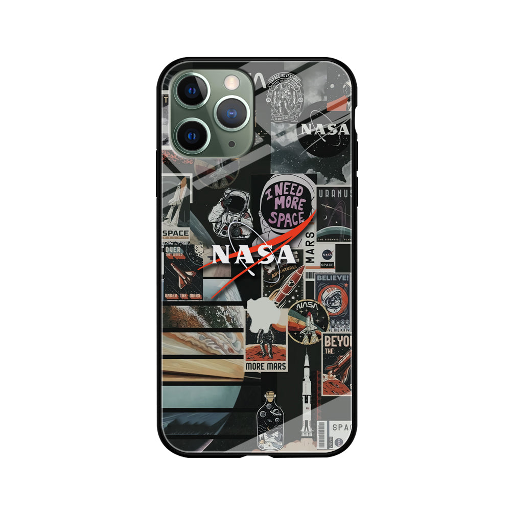 Nasa Busyness of Astronauts iPhone 11 Pro Case