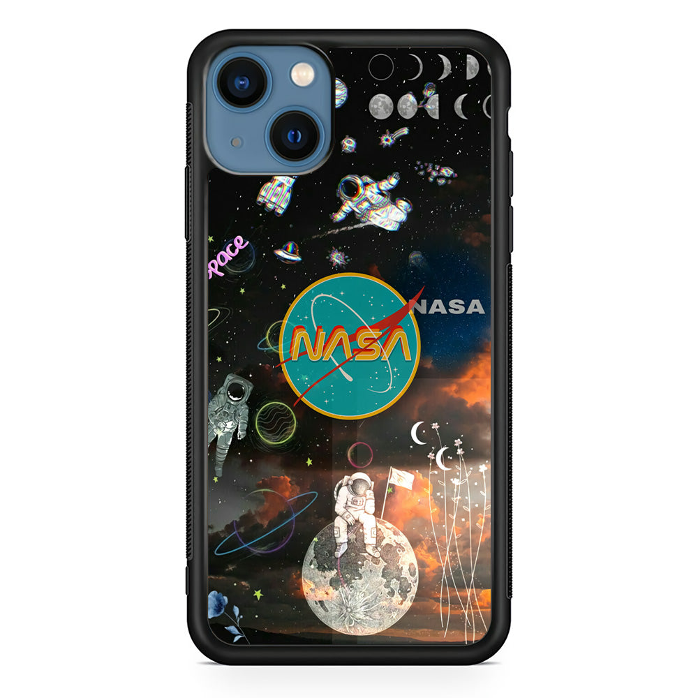 Nasa Distorsion in The Sky iPhone 13 Case