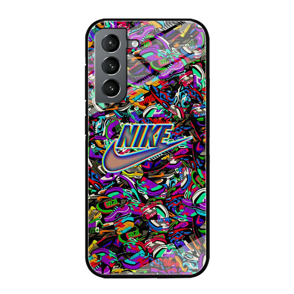 Nike Shiny Emblem in Doodle Art Samsung Galaxy S21 Case