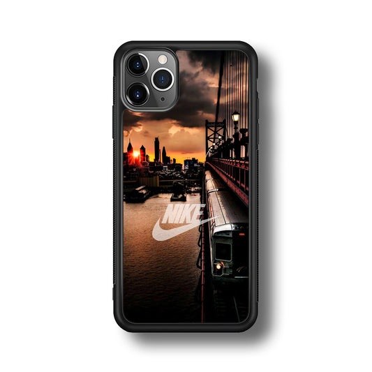 Nike Sunset in New York iPhone 11 Pro Case