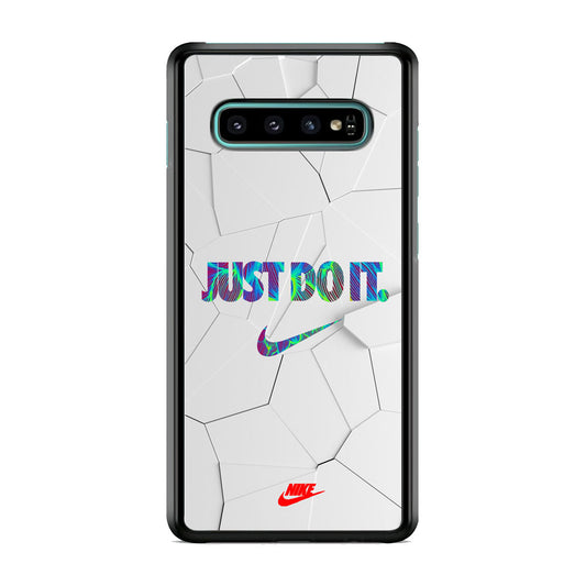 Nike Glowing Inside Samsung Galaxy S10 Case