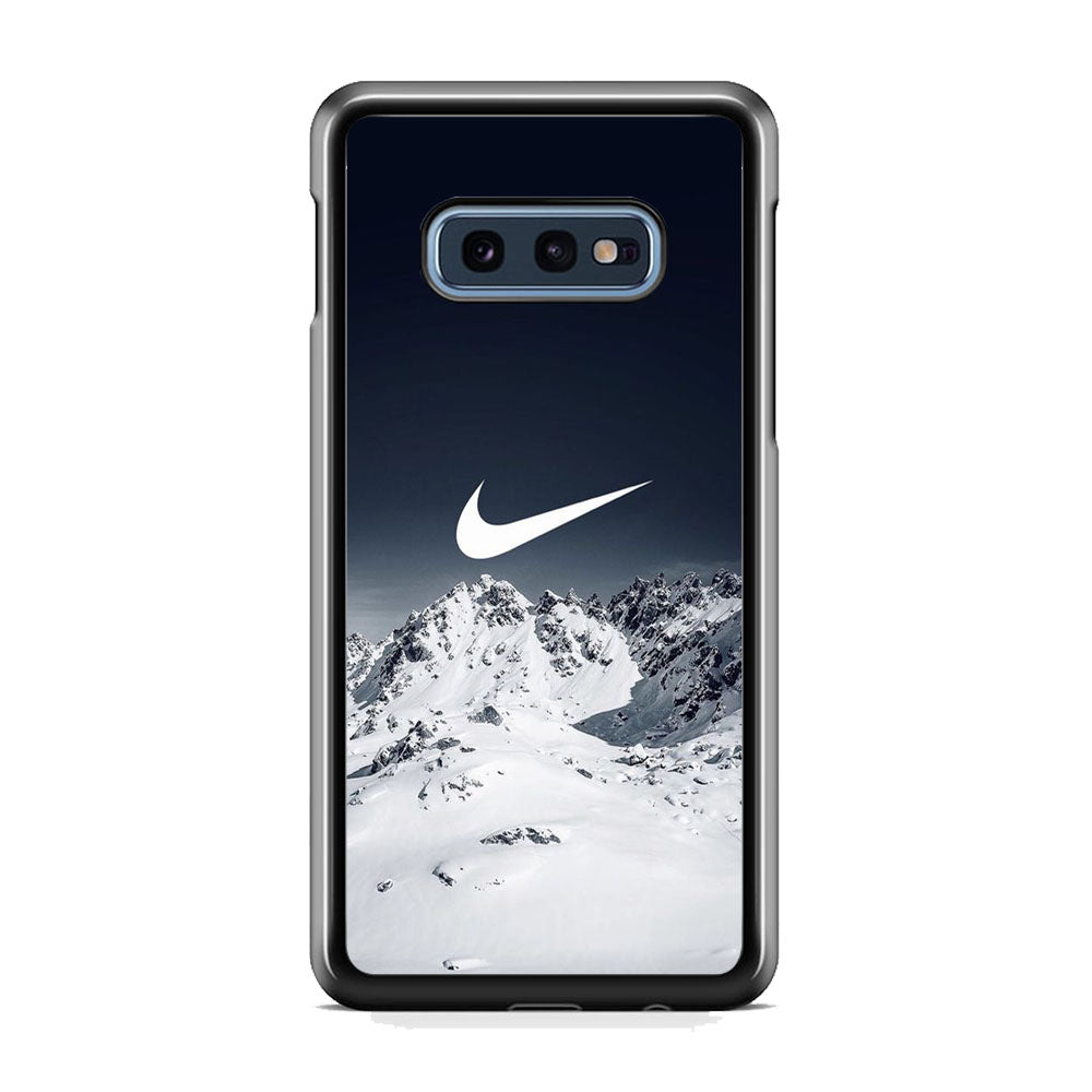 Nike Winter Mount Samsung Galaxy S10E Case
