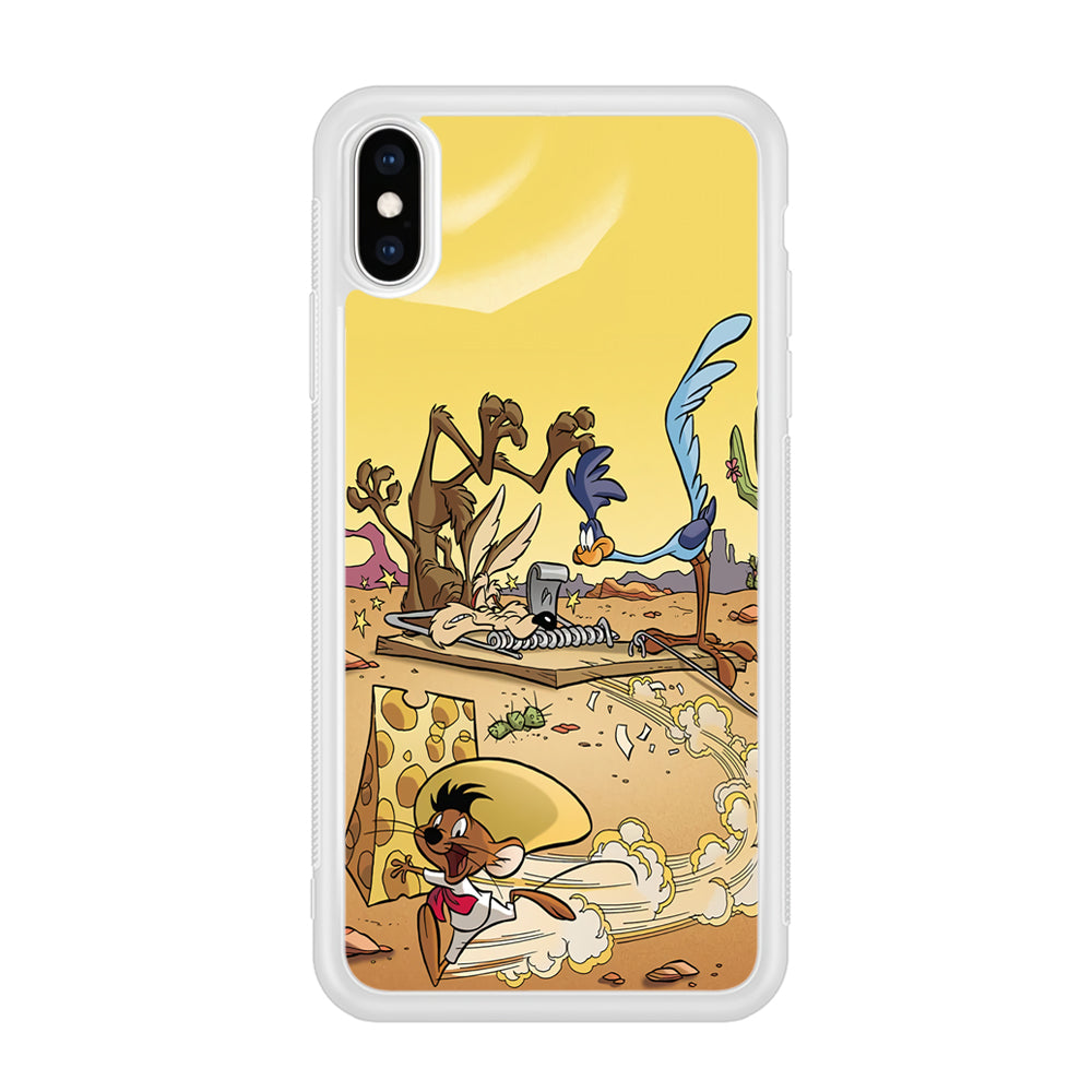 Road Runner Wile E Coyote Trapped iPhone XS Case