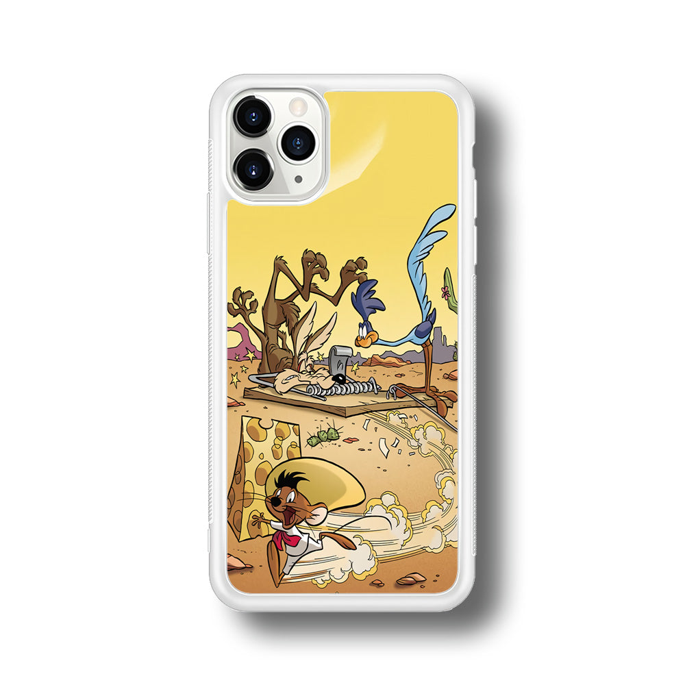 Road Runner Wile E Coyote Trapped iPhone 11 Pro Case