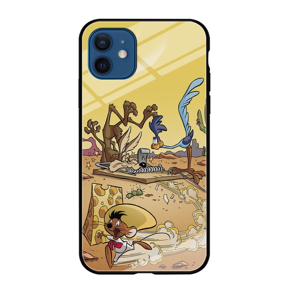 Road Runner Wile E Coyote Trapped iPhone 12 Case