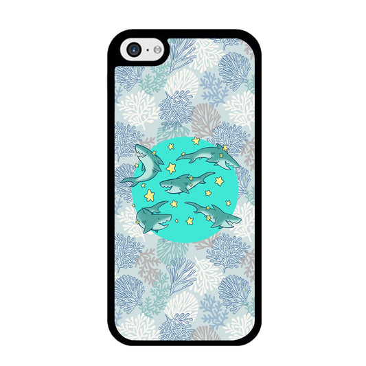 Shark Spin in The Sea iPhone 5 | 5s Case - Carneyforia