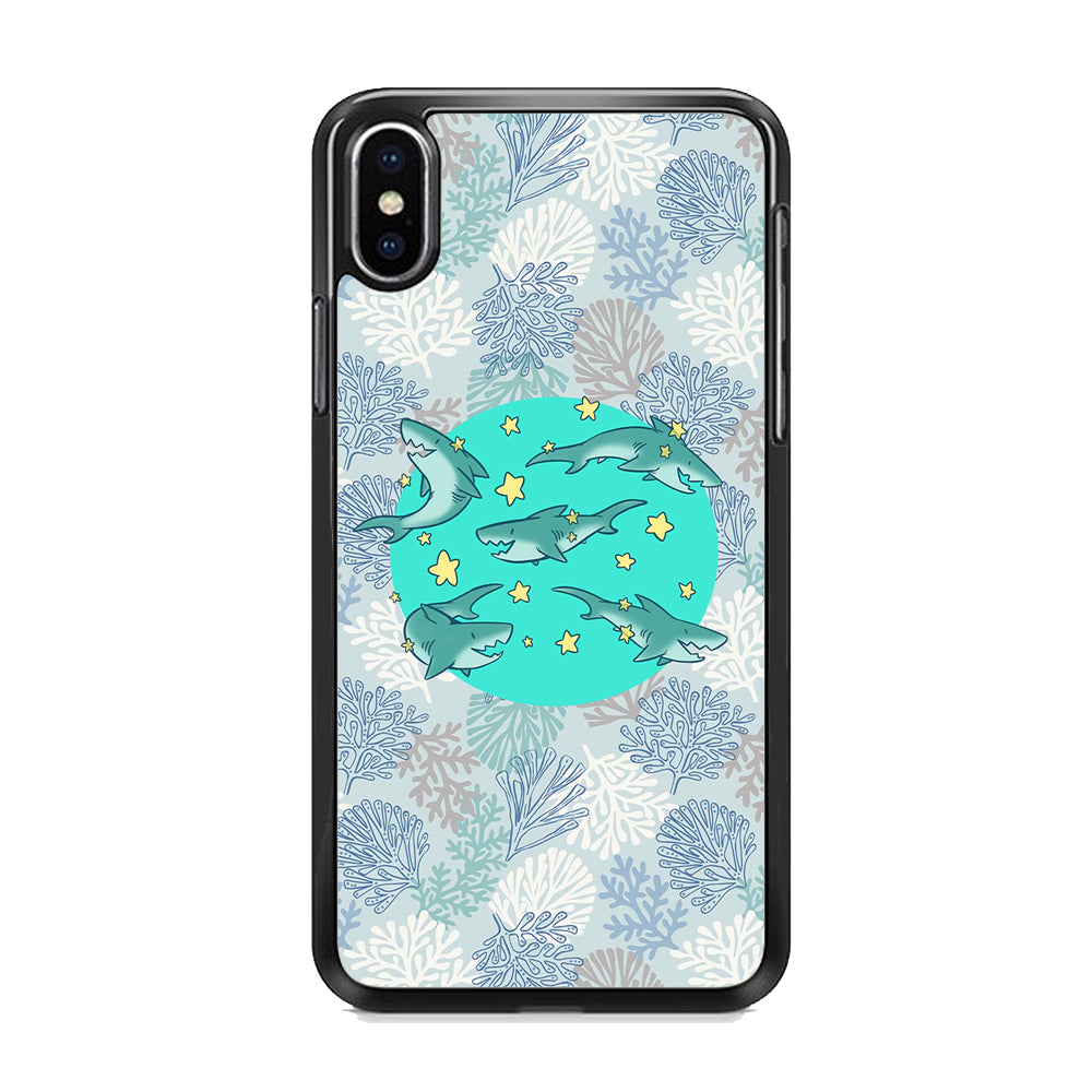 Shark Spin in The Sea iPhone X Case