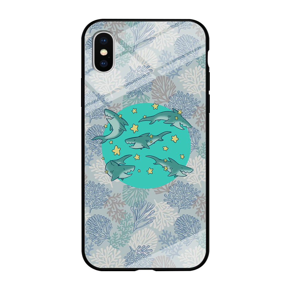 Shark Spin in The Sea iPhone X Case