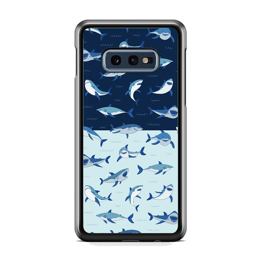 Sharks on The Layer of Ocean Samsung Galaxy S10E Case