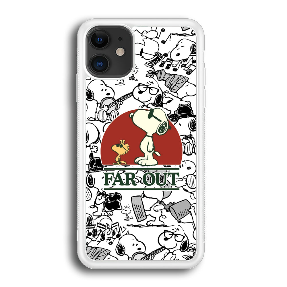 Snoopy Far Out Gaze iPhone 12 Case