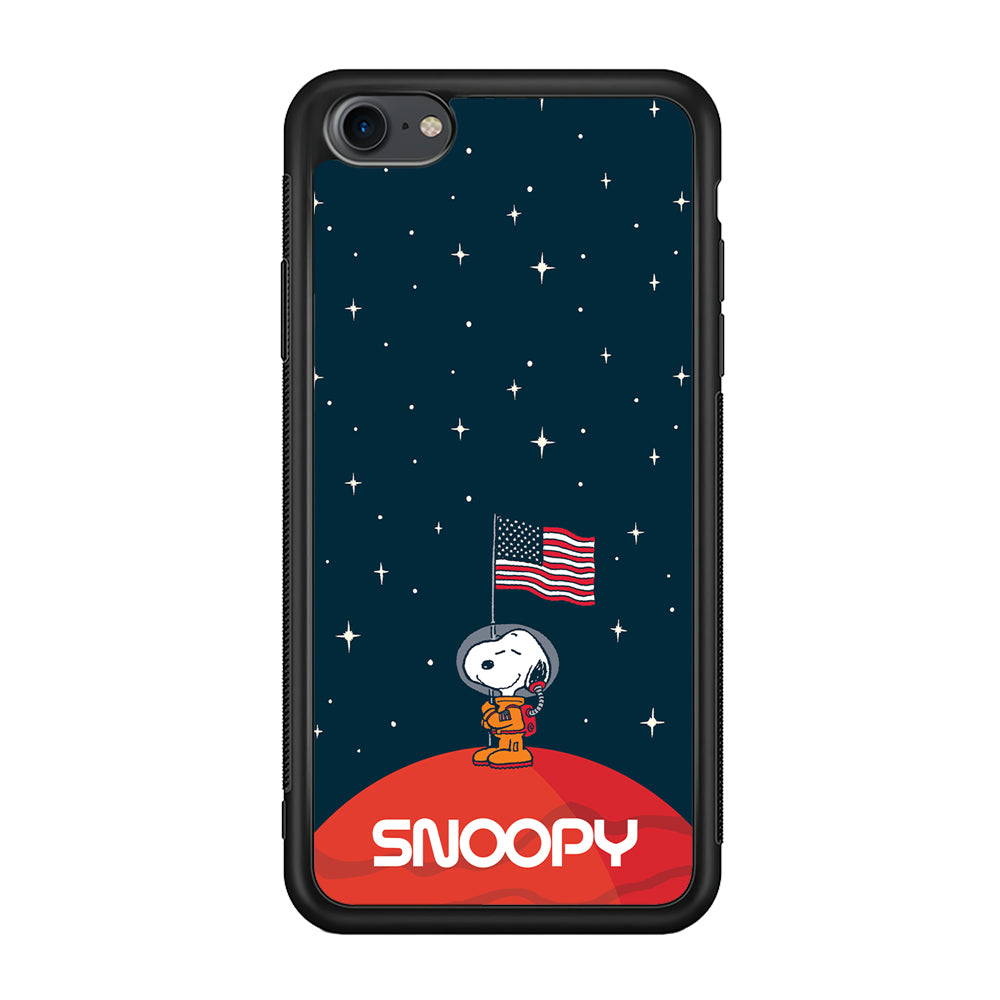 Snoopy Visiting The Moon iPhone 7 Case