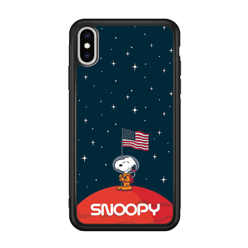 Snoopy Visiting The Moon iPhone XS Case