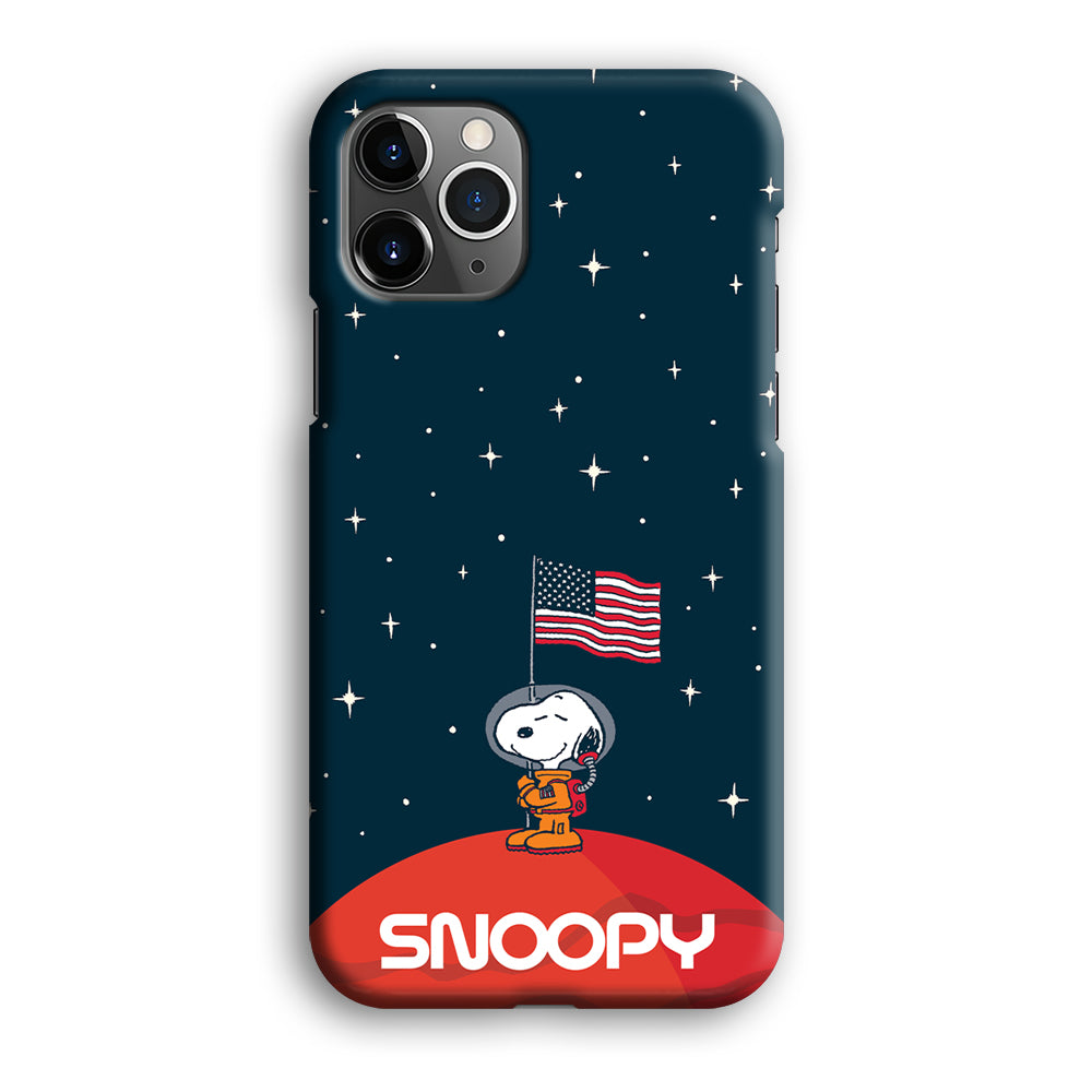 Snoopy Visiting The Moon iPhone 12 Pro Case