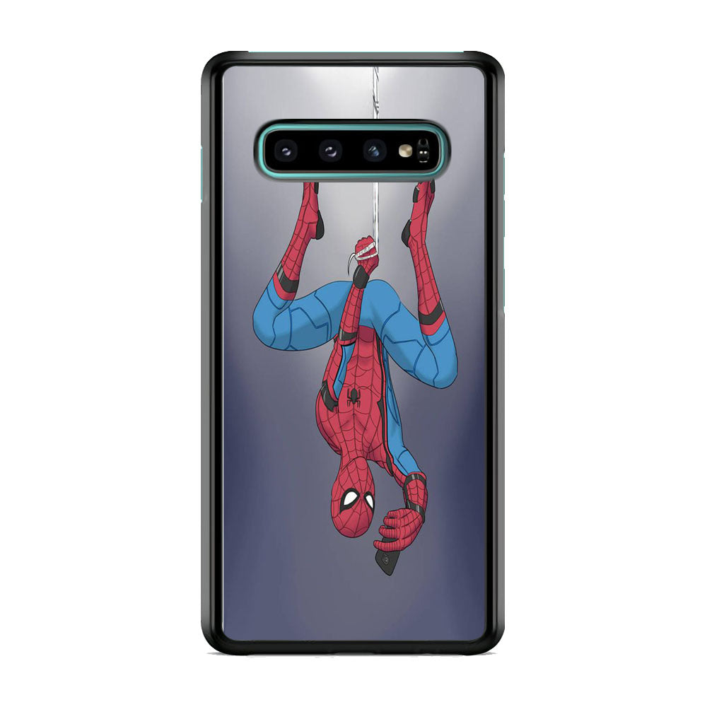 Spiderman Selfie While Hanging Samsung Galaxy S10 Case