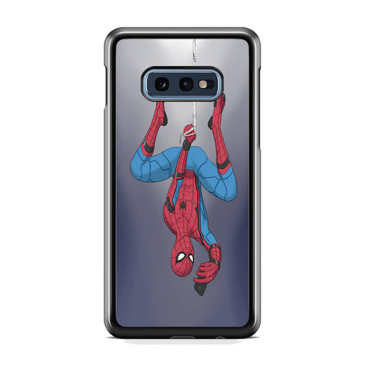 Spiderman Selfie While Hanging Samsung Galaxy S10E Case