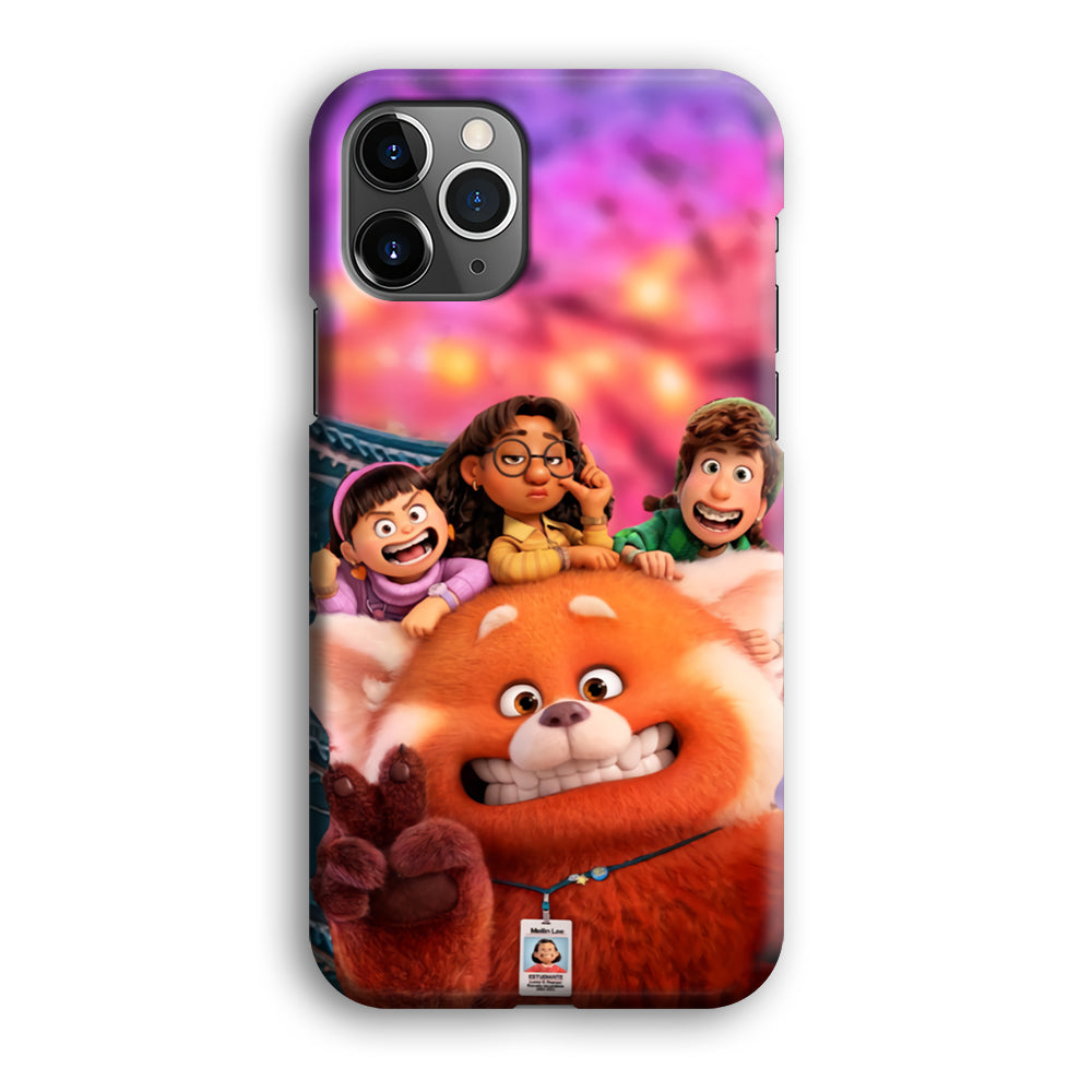 Turning Red Selfie iPhone 12 Pro Case